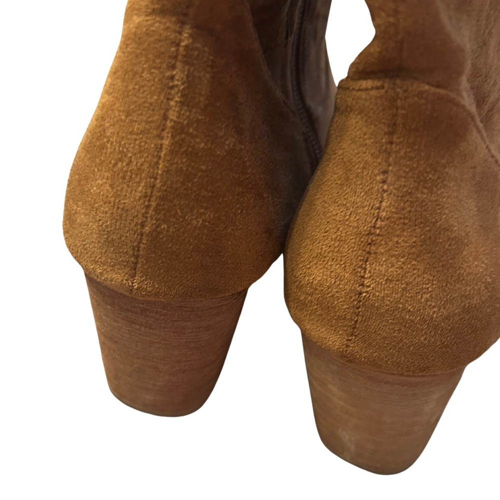 Faux Suede Tan/Brown Embroidered Boots with wooden heel & brass button details - Picture 6 of 8